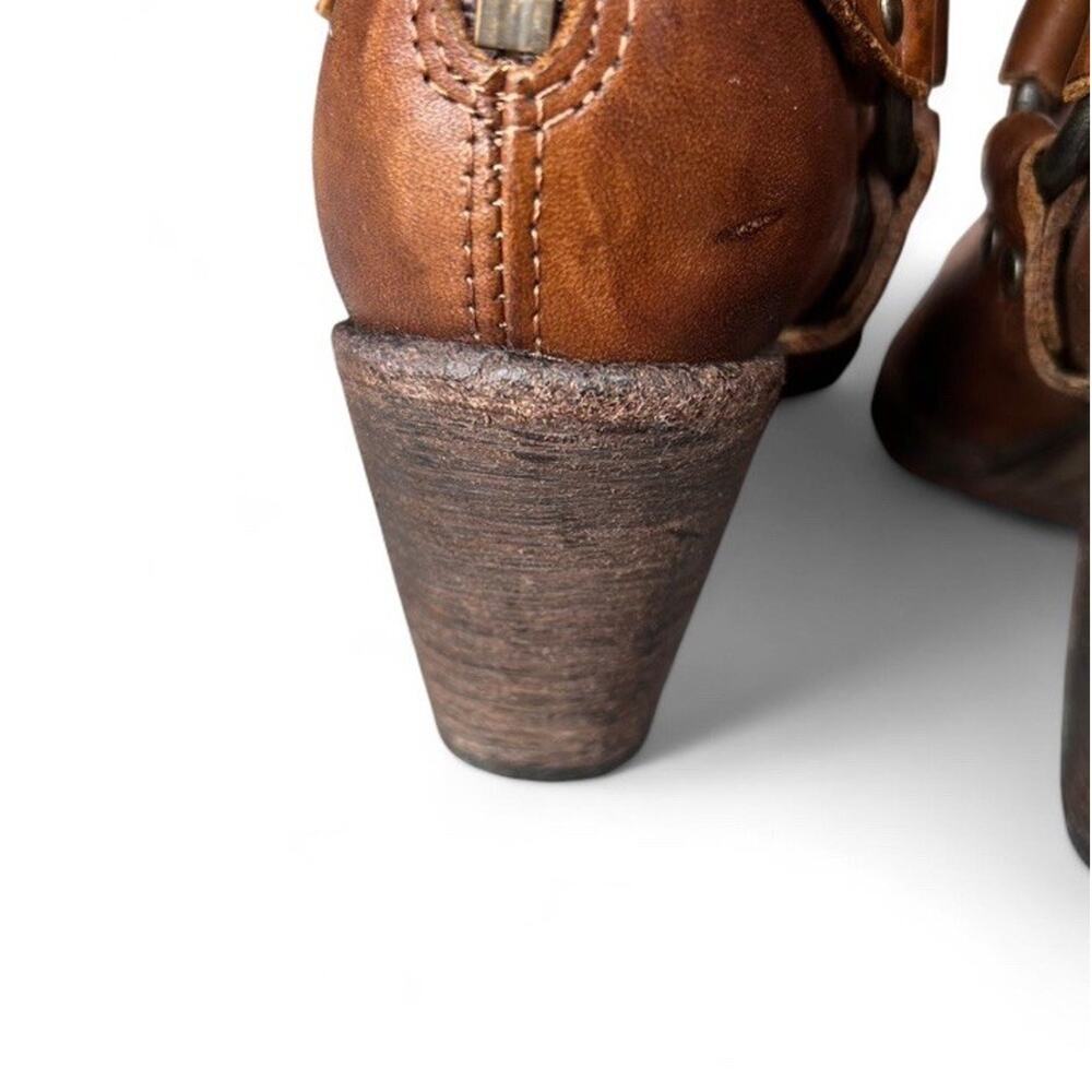 Frye Womens Brown Tan Leather Tabitha Harness Ankle Boots Size 8.5 Western - Picture 10 of 10